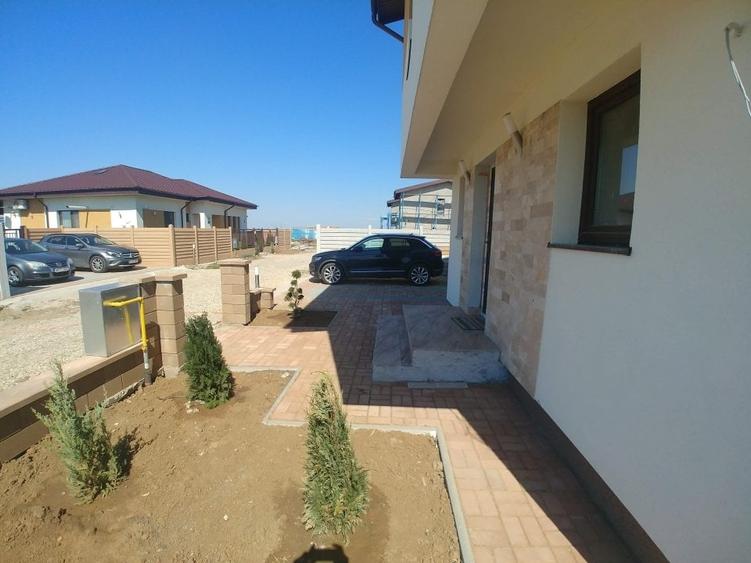 Casă individuală cu 3 camere cu Garaj în Samurcași