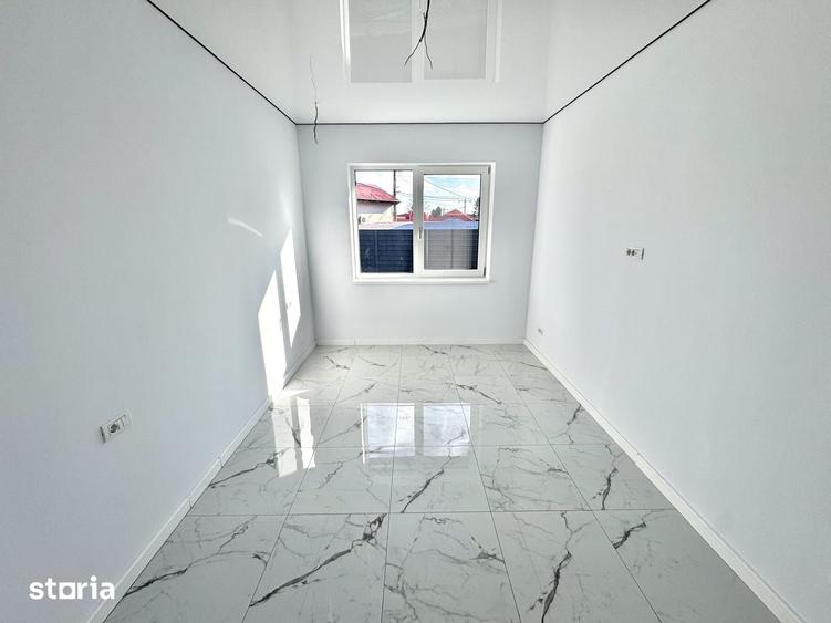 Casă cu 3 camere cu Teren 305 Mp în Holboca