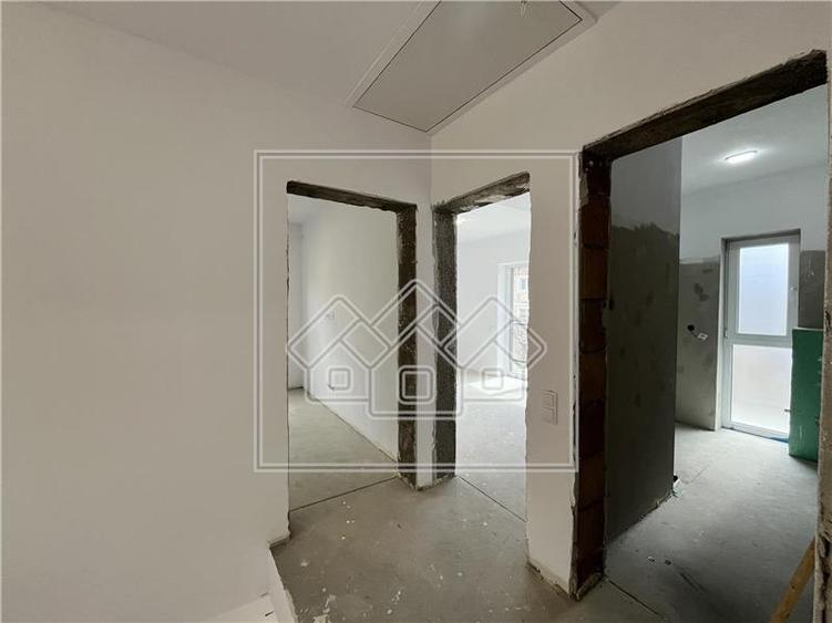 Casa de vanzare in Sibiu - noua, individuala, teren 335 mp - zona buna - 15