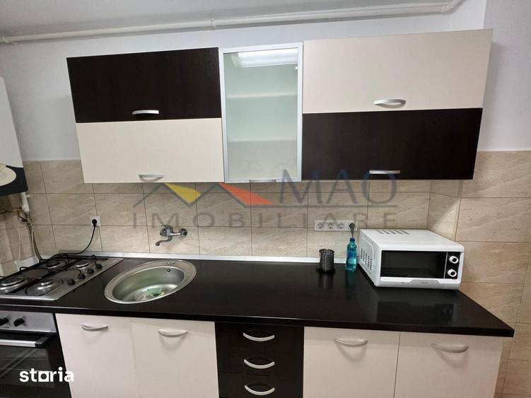Cornisa - Vanzare ap. 4 camere - Str. Constantin Romanu Vivu - 5