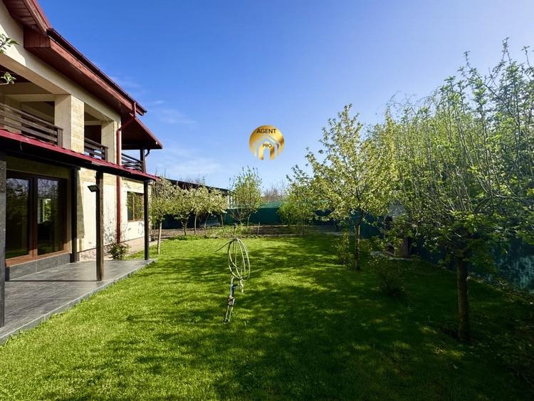 Vila individuala 7 camere - 660mp teren - 300m de DN1 - Intrarea Merisor Otopeni - 5