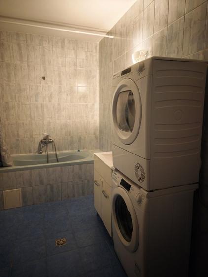 Apartament cu 2 camere decomandat în Spitalului