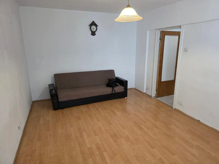 Jean Steriadi, 5 minute metrou 1 Decembrie 1918, bloc reabilitat, - 7