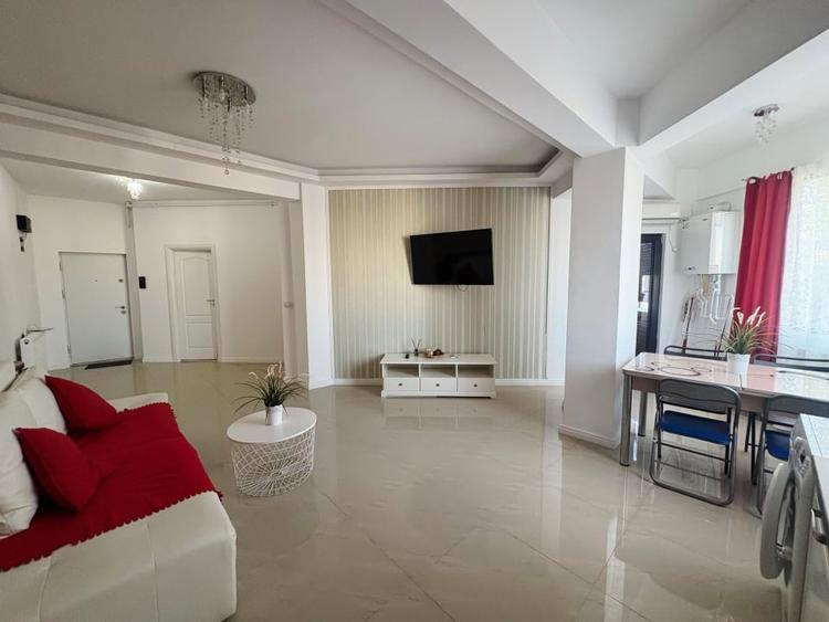 Apartament 2 camere , Mamaia Sat, bloc cu piscina - 2
