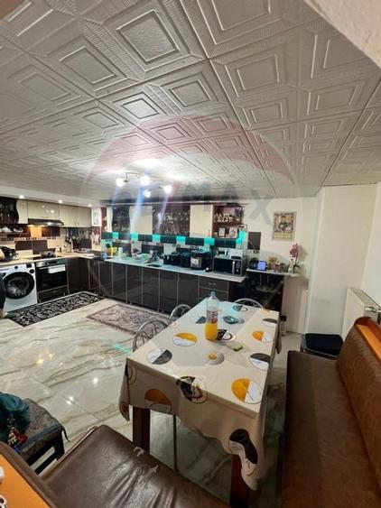 Casă / Vilă oportunitate cu 5 camere priveliste frumoasa - 11