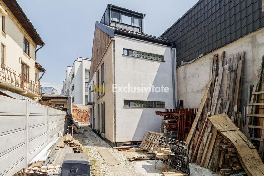 Casă individuală cu 5 camere cu Canalizare în Unirii