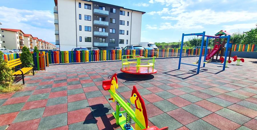 INTABULAT INTABULAT Apartament 2 camere DECOMANDAT, geam baie, KAUFLAND GALATA - 1