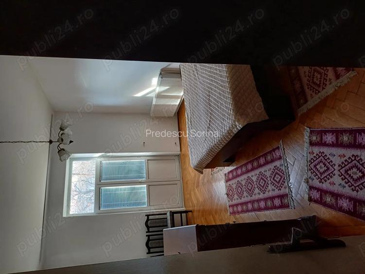Inchiriez apartament 2 camere , decomandat