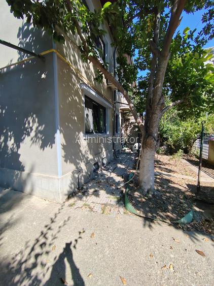 Zona Bd. Lacul Tei vila 7 camere disponibila pentru inchiriere.