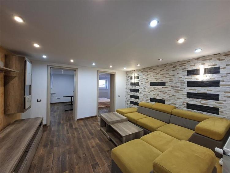 Casa Individuala 6 camere garaj 650 mp Teren zona Piata Cluj - 3