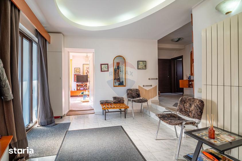 Vila cu 5 camere Sinaia, zona lini?tita, aproape de centrul statiunii - 17