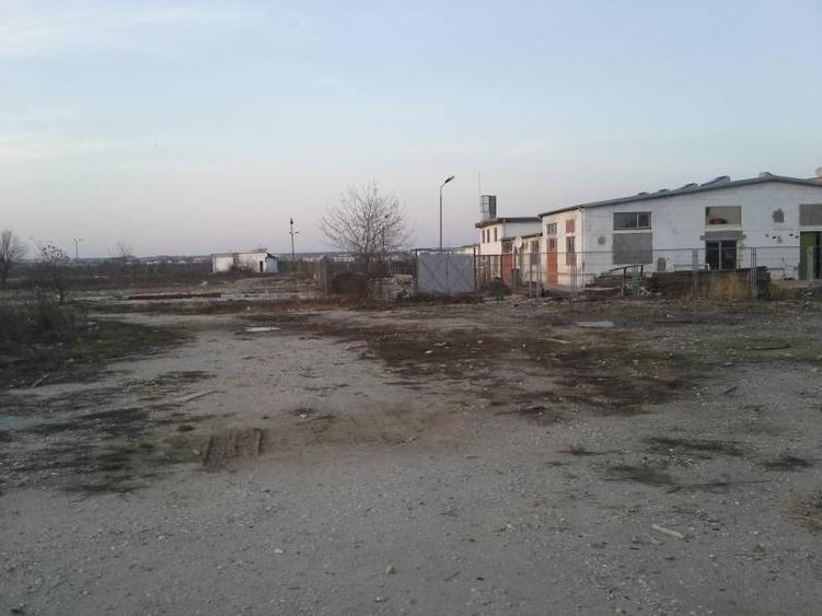 Teren intravilan cu toate utilitatile  In PIPERA - 2