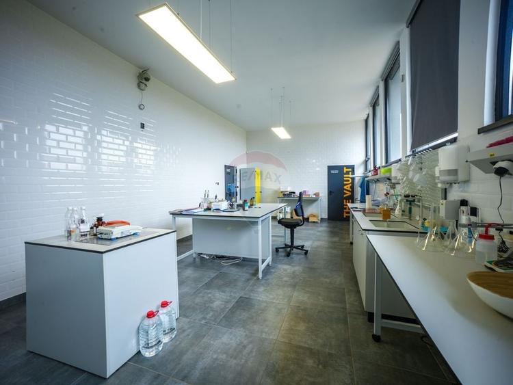 Hală industrială Clasa A, 895 mp + teren 2.880 mp, Ploiești - 40