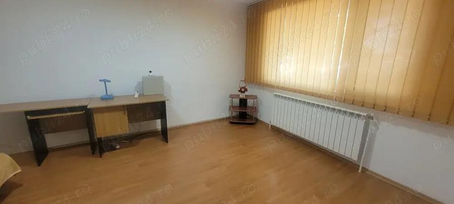 Spa?iu Birou Cabinet Consultan?a Vizibilitate Maxima B-dul Co?buc (Tiglina2) Parter, Vedere Stradala - 5