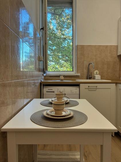 Apartament cu 2 camere decomandat în Ultracentral