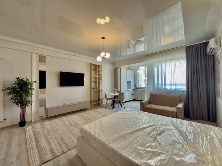 Studio Stefan Building Resort II - vedere laterala la Mare - mobilat 45,9mp - 3