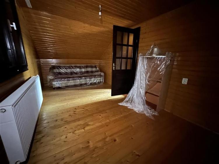 Vila de vacanta - D+P+M - teren 6.226mp - 9