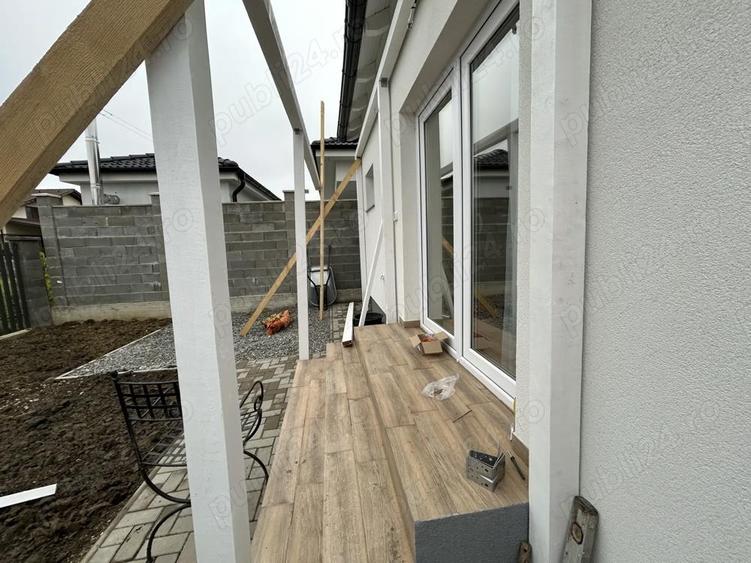 Vand vila noua la nivel in Livada,st.350 mp, sc.124 mp. - 1