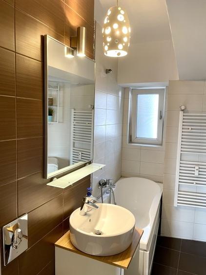 Inchiriez apartament, 2 camere, Casa Poporului, bl.Libertatii, loc parcare - 5