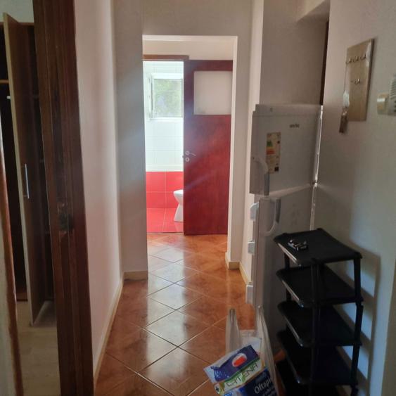 Inchriez apartament 3 camere - 2