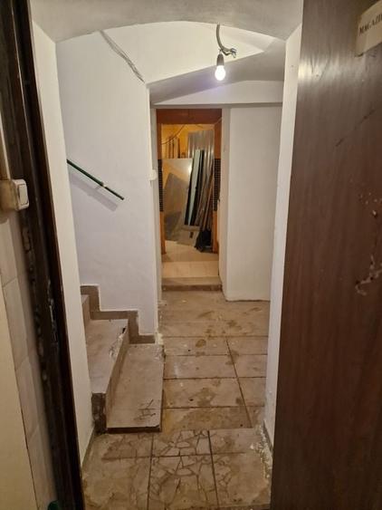 Zona Unirii Carol  stradal  S+P +1+M 370 mp de Vanzare - 3