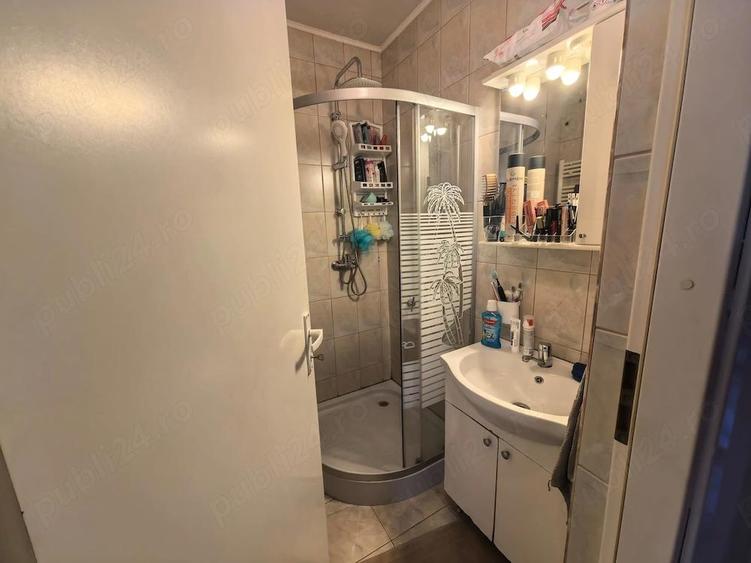 Casa P+E cu 7 camere + construc?ii auxiliare ?i teren generos de 1.895 mp - 6