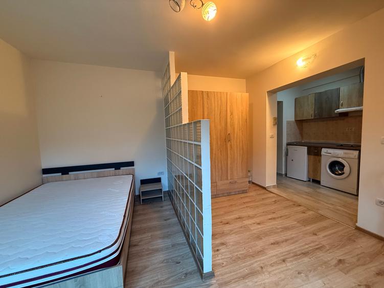 Ap. 1 camera - Facultatea de Mecanica - 8