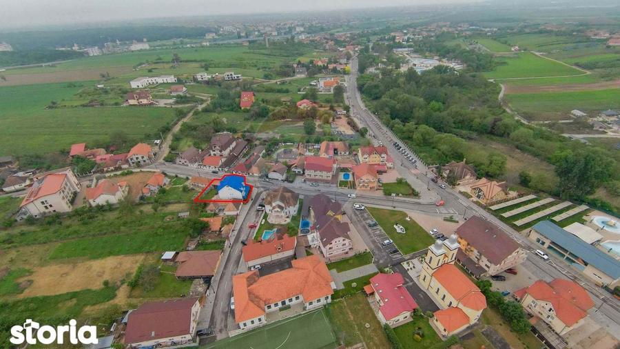 Pensiune cu 11 camere de vanzare, situata in Baile 1 Mai, Sanmartin - 17