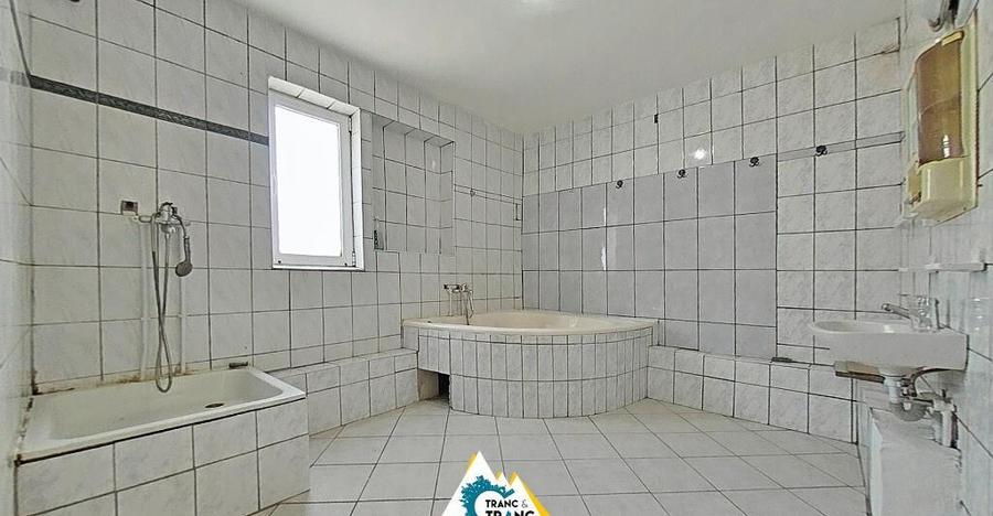Oportunitate unica apartament cu 3 camere in Lipova - 10