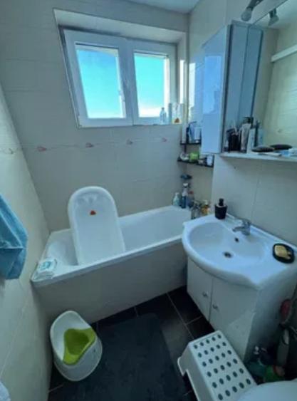 Basarabia ,Campia Libertatii Metrou Muncii Amenajat,Geam la baie,Balcon imens! - 7