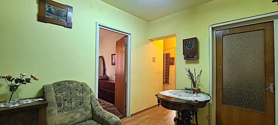 Apartament 3 camere \ etaj 1 \ Sibiu - Bvd. Mihai Viteazul - 2