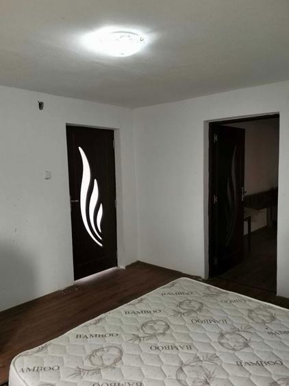 Casa renovata 172 mp + teren 1365 mp in Racarii de sus, oras Filiasi - 7