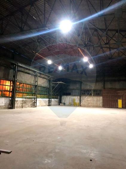 Spațiu industrial de 550mp de închiriat în zona Periferie - 2