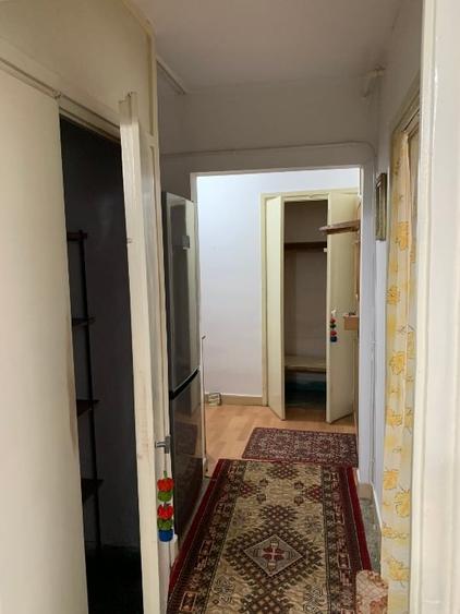 De vânzare apartament doua camere Reșița - 1
