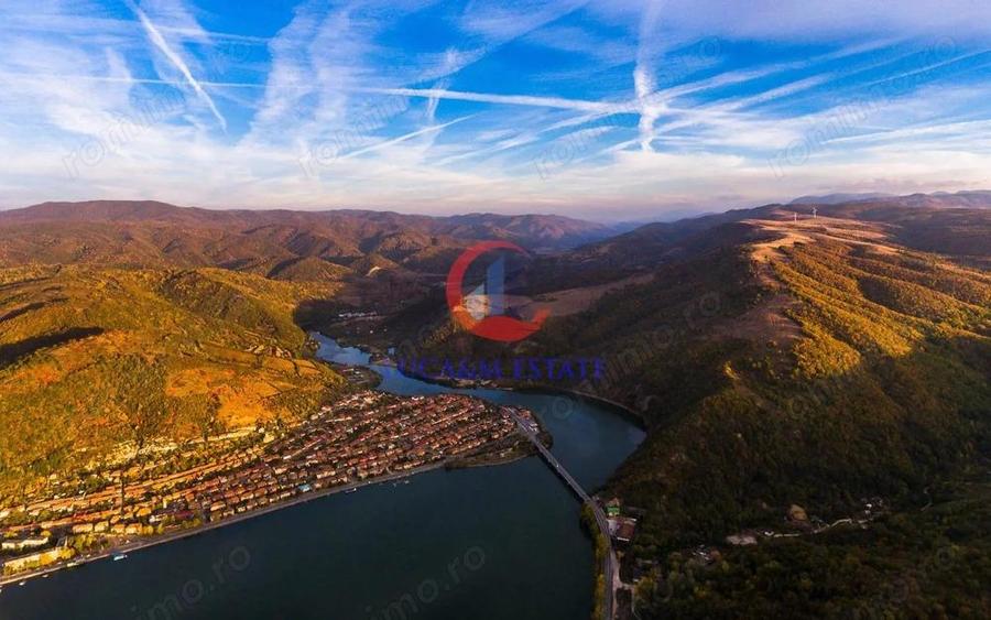 Teren, Orsova - Baile Herculane, deschidere de 40ml, pe E70 - 1