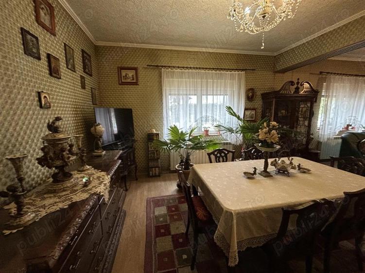 Vand casa mare, din caramida,situata in Parneava, st.972 mp, sc.230 mp - 14