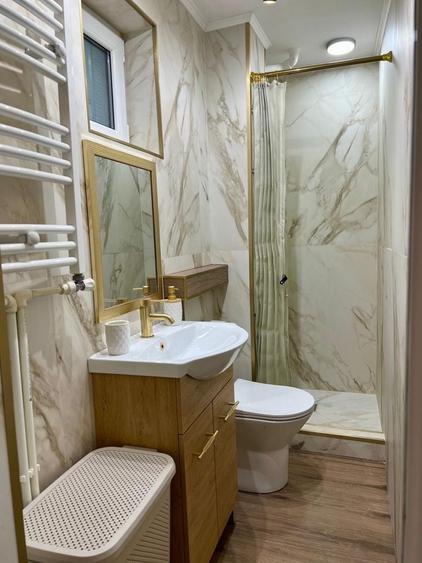 Apartament cu 2 camere în Palazu Mare