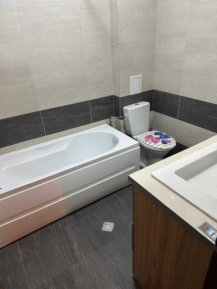 Inchiriez apartament cu 3 camere in centrul Bistritei, - 2