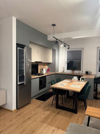 Apartament cu 2 camere semidecomandat în Giroc