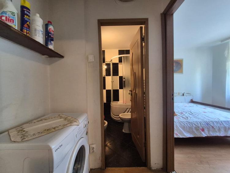 3 Camere - Etaj 2 intermediar - Pacurari - Zona Lukoil / UniCredit - 200m de statiile CTP - 5