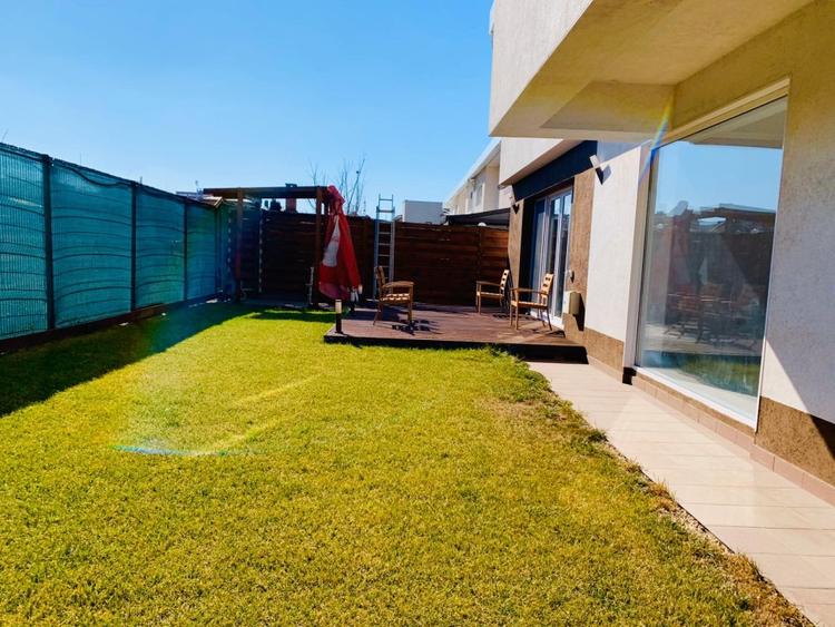 Casă individuală cu 6 camere cu Teren 435 Mp în Kamsas