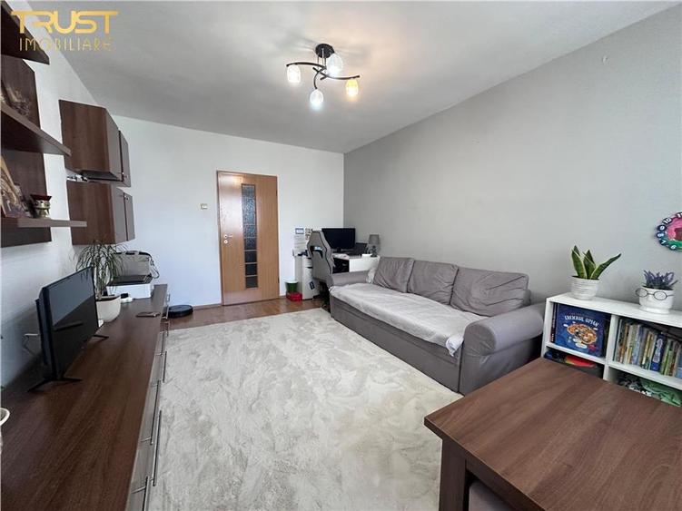 Apartament cu 2 camere decomandat în Grigorescu