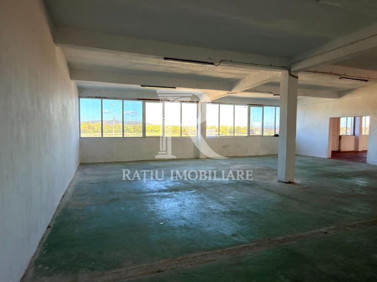 Spațiu comercial, de 530 mp, în Calea Clujului
