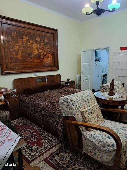Casă cu 2 camere în Central