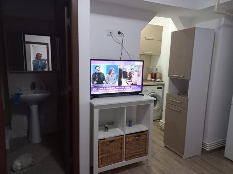 Garsonieră decomandată în Exterior Vest