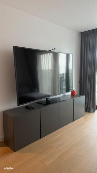Apartament cu 3 camere semidecomandat în Floreasca