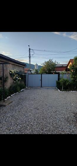 Casă cu 3 camere în Central