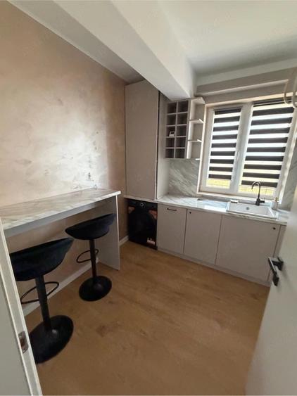 Apartament cu 2 camere semidecomandat în Tunari