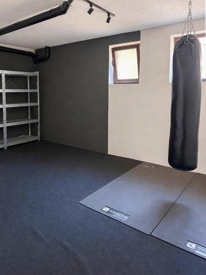 Apartament cu 4 camere decomandat, mobilat în Bucureștii Noi