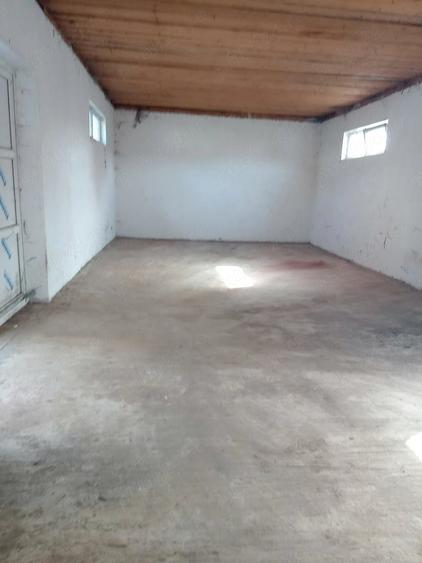 Spațiu comercial, de 100 mp, în Central